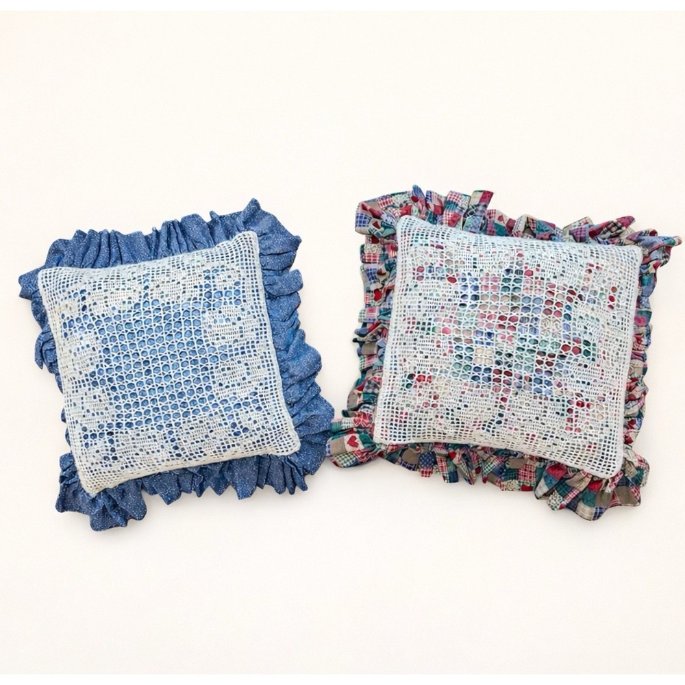 Vintage‎ Handmade Crochet Ruffle Pillow Pair Blue & Patchwork Country Cottage